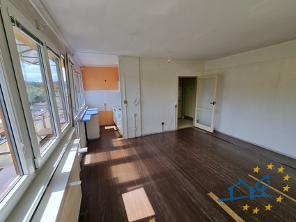 Prodej bytu 1+KK s balkónem, Náchod  - Fotka 3